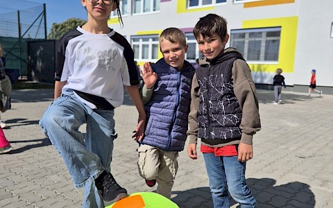 Spieleparadies im Schulhof