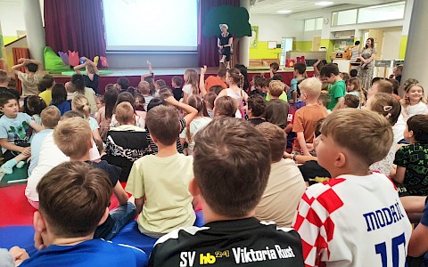 Autorenlesung "Schneewittchen pfeift auf Prinzessin"