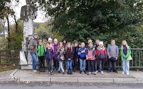 Wanderung zu historischen Pl&auml;tzen